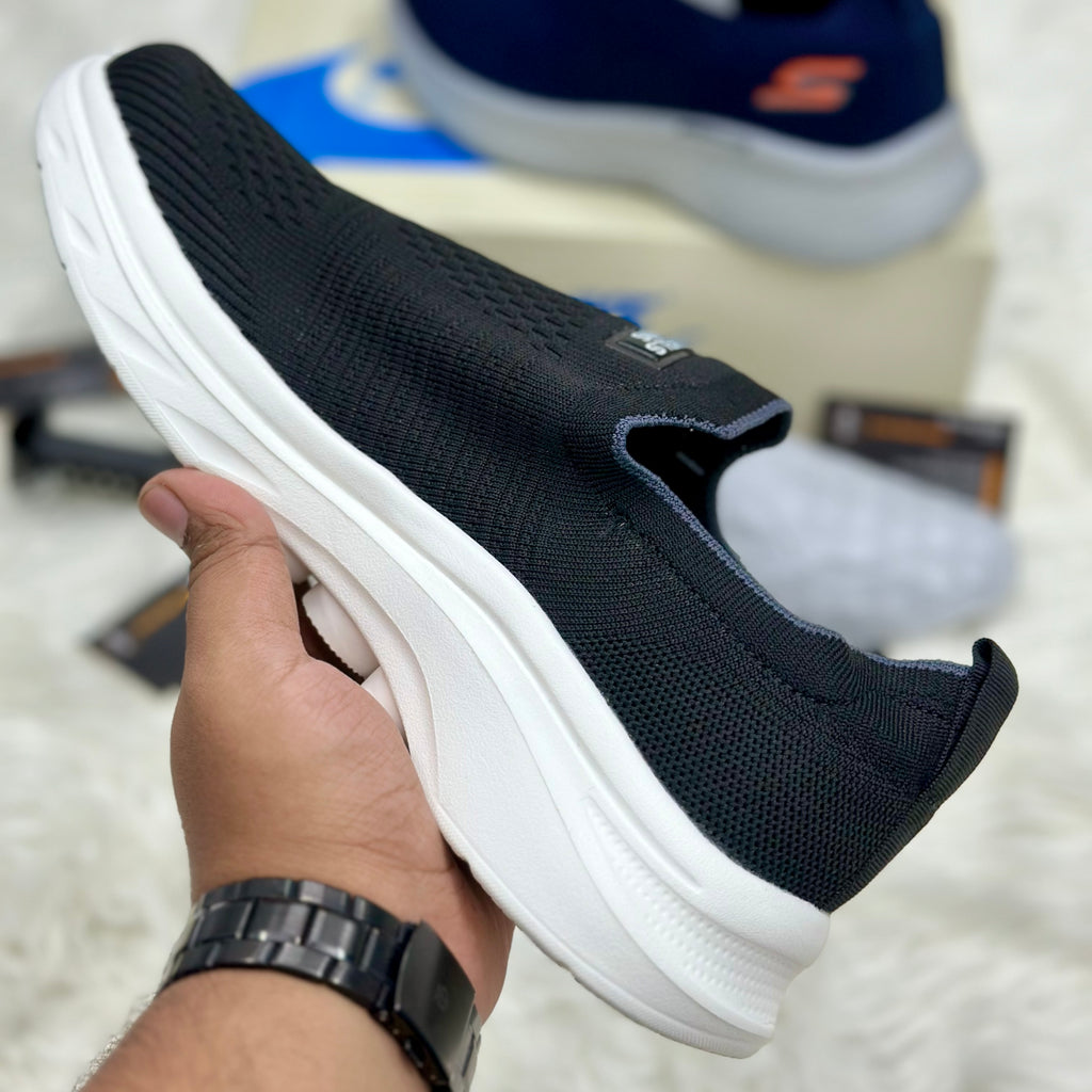 Skechers Slip-Ins Max Cushioning — Black/White.