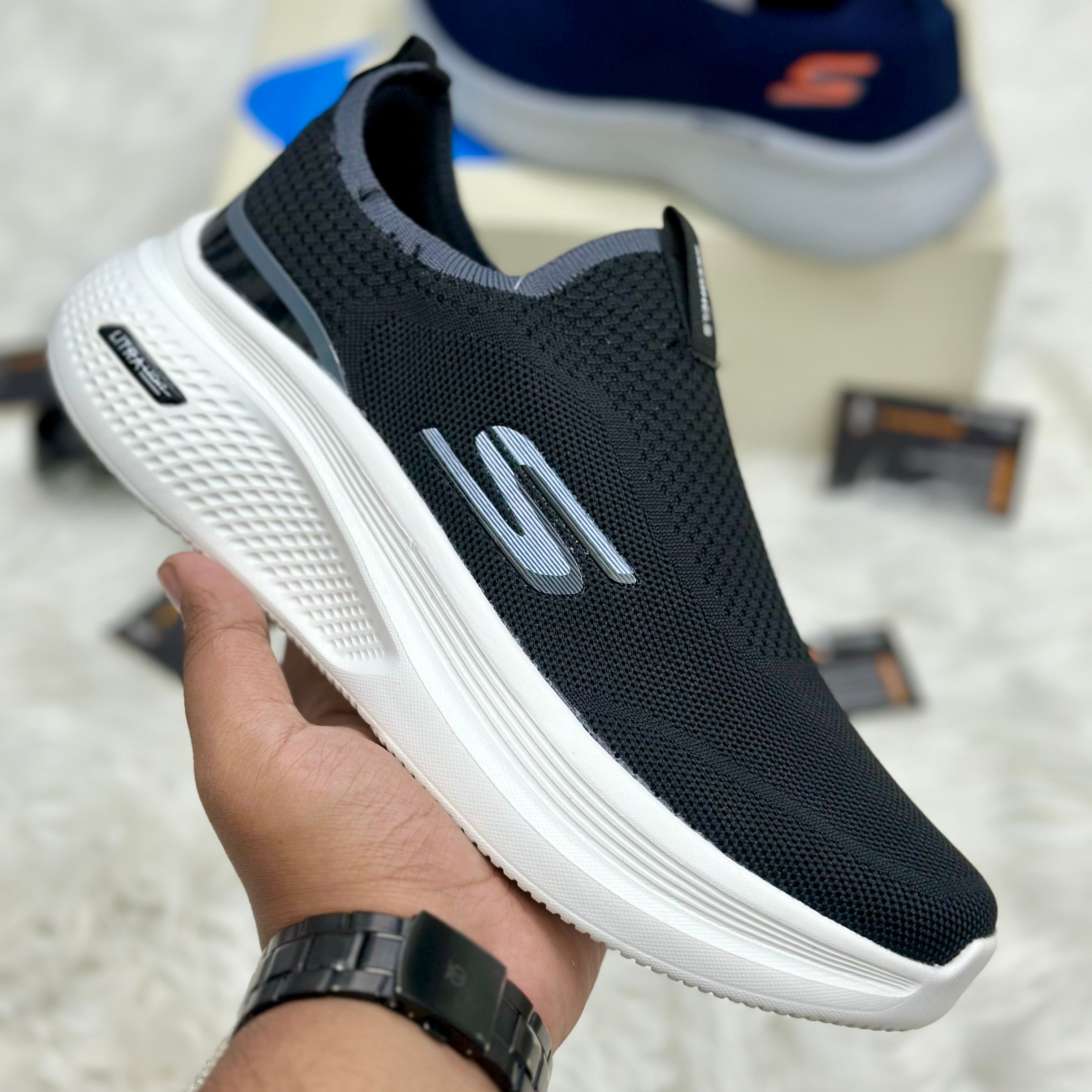Skechers Go Walk Hyper Burst Slip-Ins — Black/Grey.