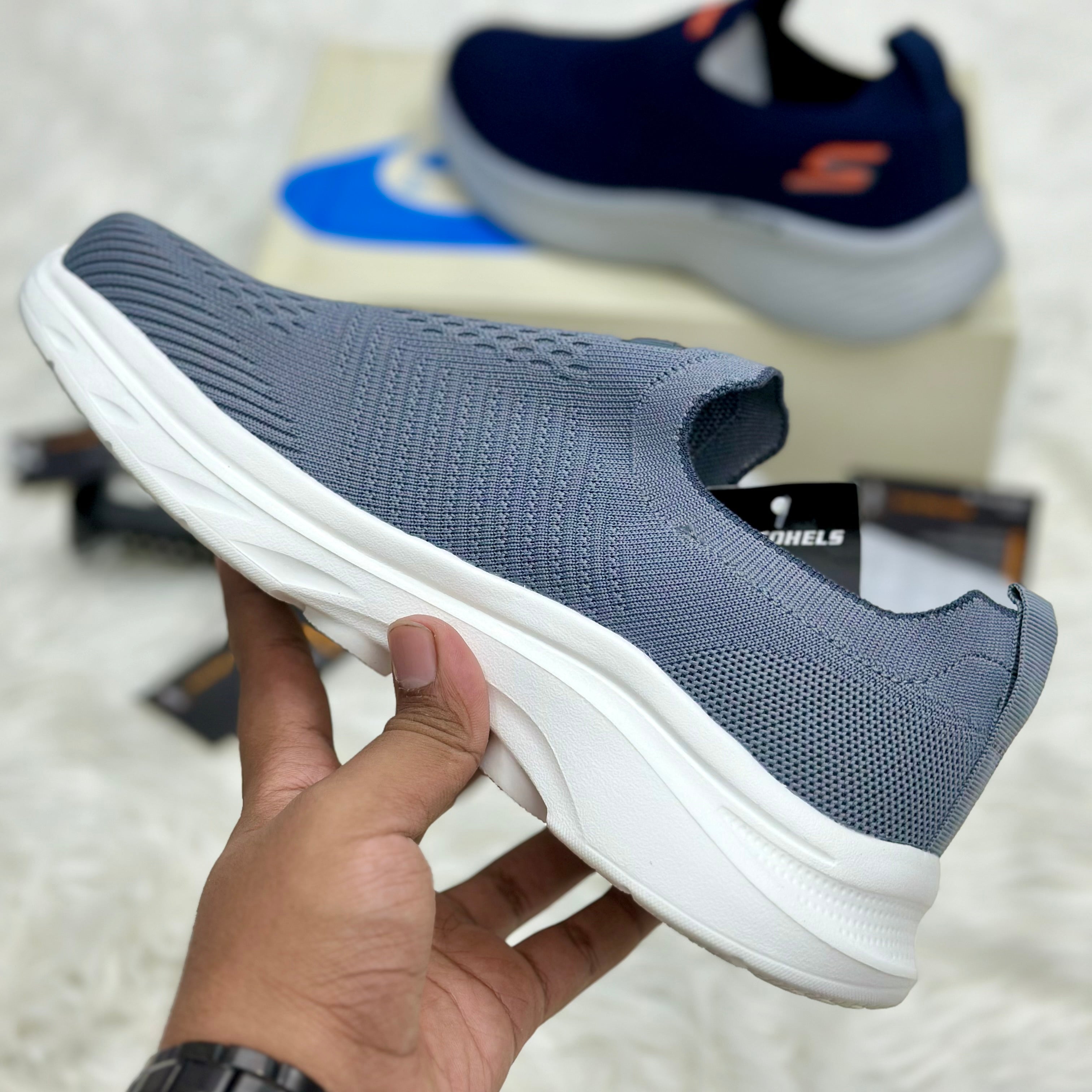 Skechers Slip-Ins Max Cushioning — Grey/White.