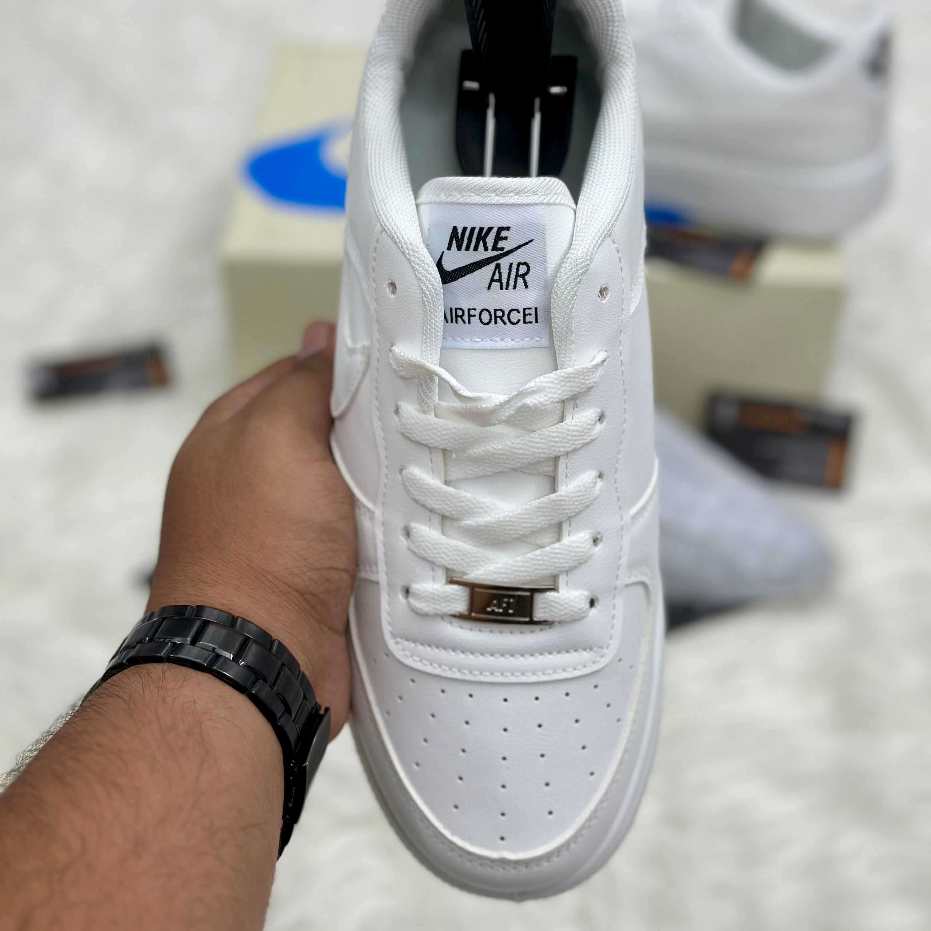 Nike Air Force 1 ’07 “Triple White” Low.