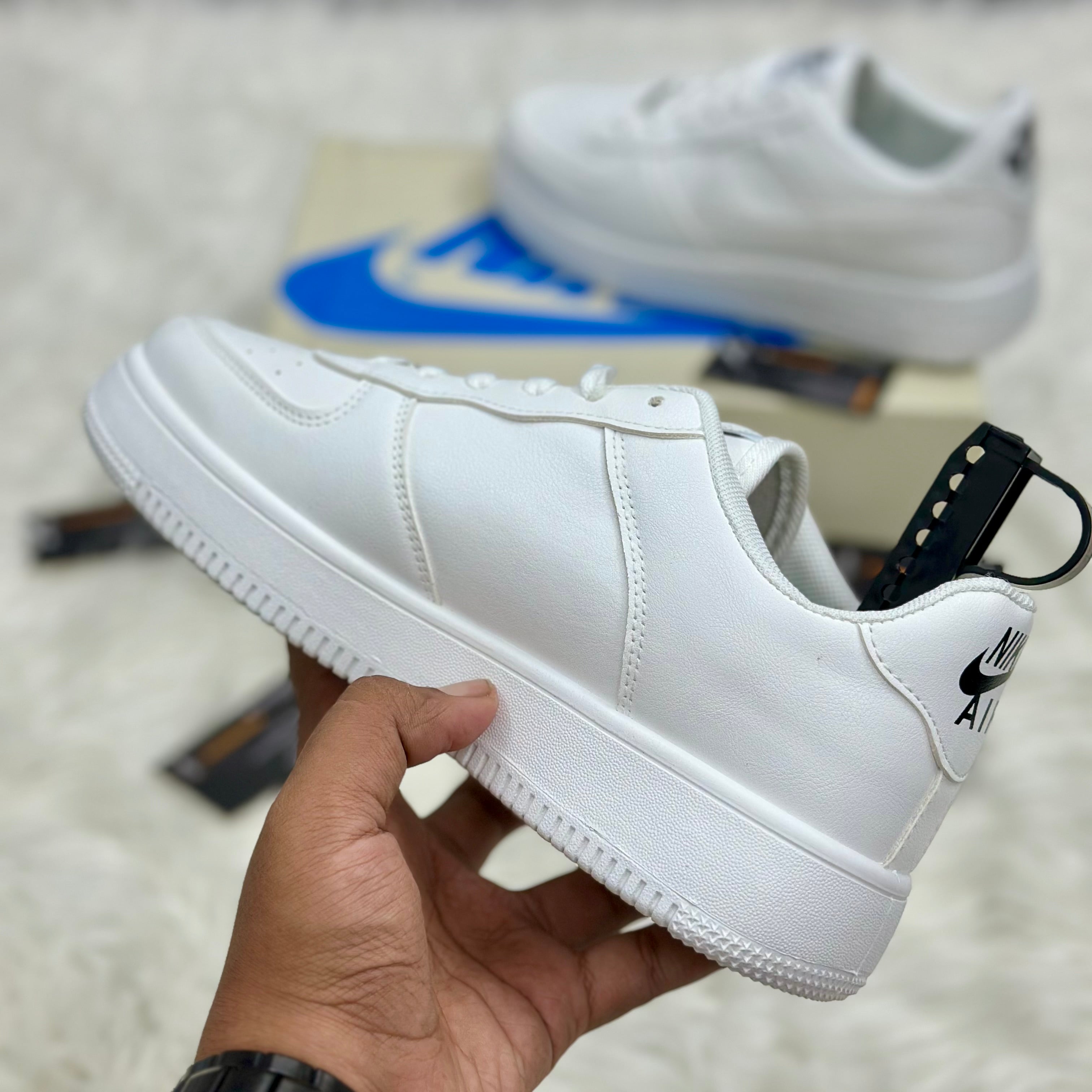 Nike Air Force 1 ’07 “Triple White” Low.